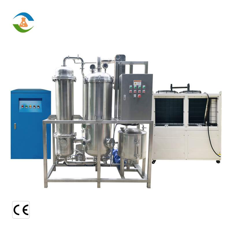 Small falling film evaporator